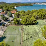 Apartamento For Six People Jezera Tisno