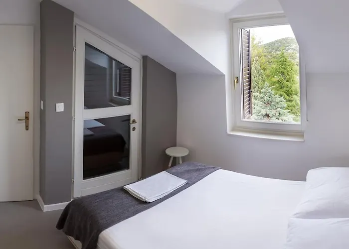 For Six People Jezera Apartman