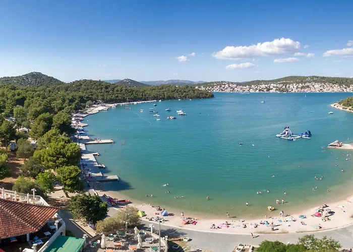 For Six People Jezera * Tisno